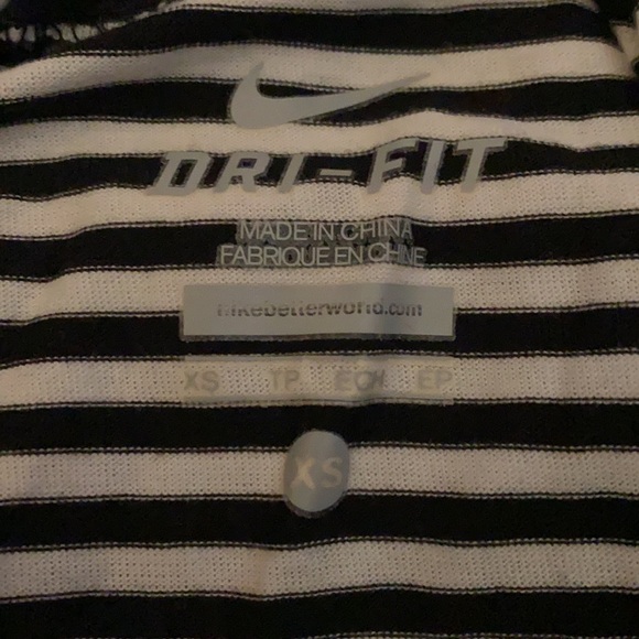 Nike women’s Razorback tank top size extra small! - Picture 5 of 6